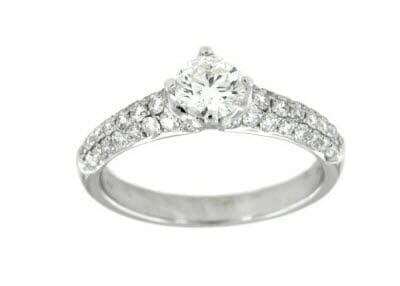 anillo de compromiso