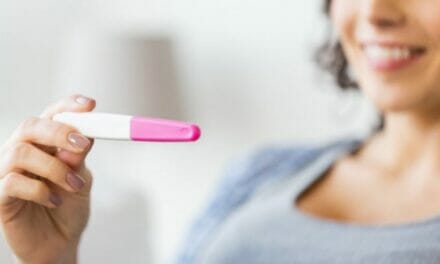 Test de Embarazo de Farmacia vs Pruebas Caseras ¿En Cuál Confiar?